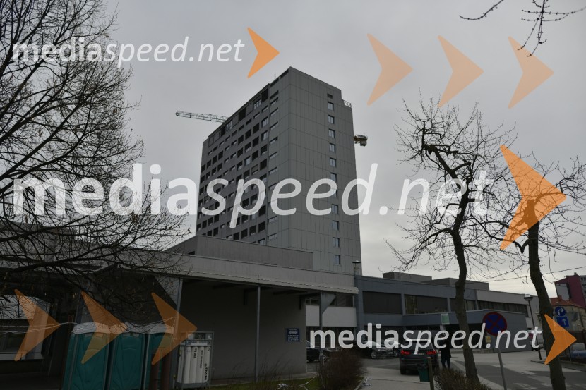 UKC MARIBORV Sloveniji pričetek cepljenja proti novemu korona virusu Covid19