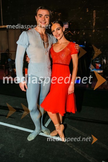  Ionut Dinita, baletni plesalec;  Catarina de Meneses, baletna solistkaBaletni gala SNG Maribor
