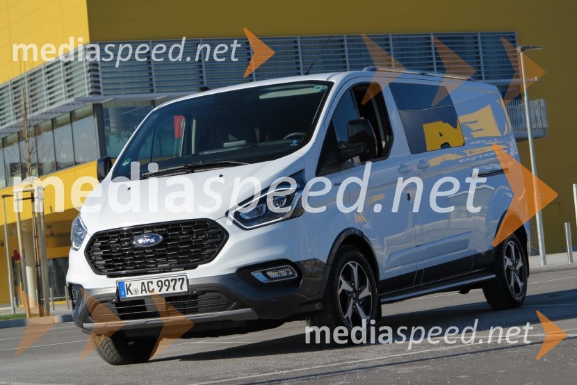 Ford Custom Active & Trail, slovenska predstavitev