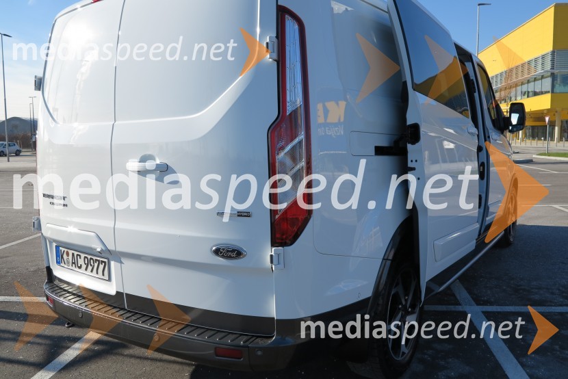 Ford Custom Active & Trail, slovenska predstavitev