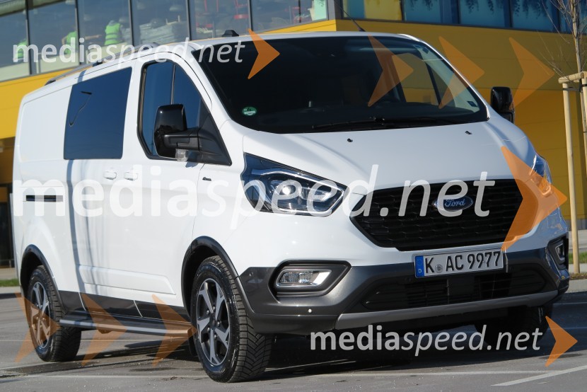 Ford Custom Active & Trail, slovenska predstavitev