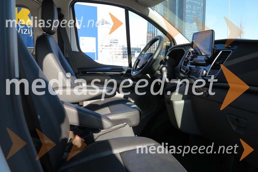 Ford Custom Active & Trail, slovenska predstavitev