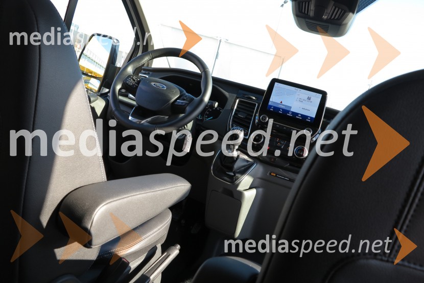 Ford Custom Active & Trail, slovenska predstavitev