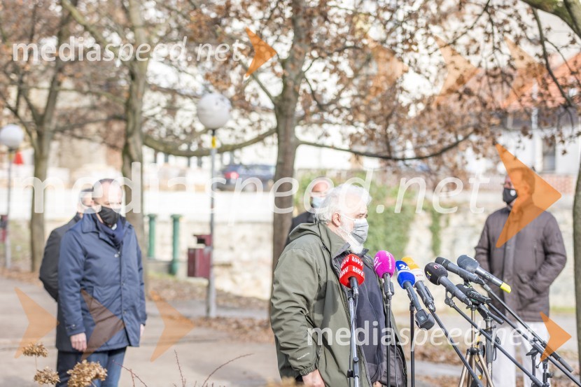 prim. doc. dr. Jernej Završnik, dr. med., spec., direktor Zdravstvenega doma dr. Adolfa Drolca; dr. med. Milan Krek, NIJZ, direktorMilan Krek obiskal ZD Maribor
