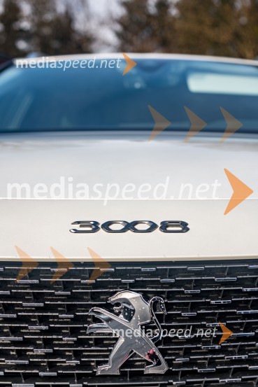 Prenovljena Peugeot 3008 & 5008, slovenska predstavitev