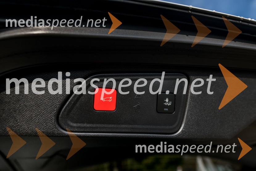 Prenovljena Peugeot 3008 & 5008, slovenska predstavitev