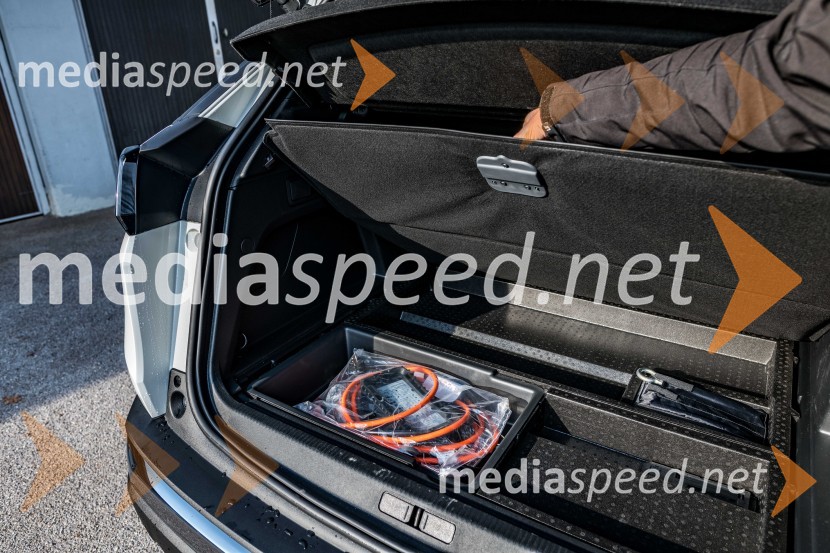 Prenovljena Peugeot 3008 & 5008, slovenska predstavitev