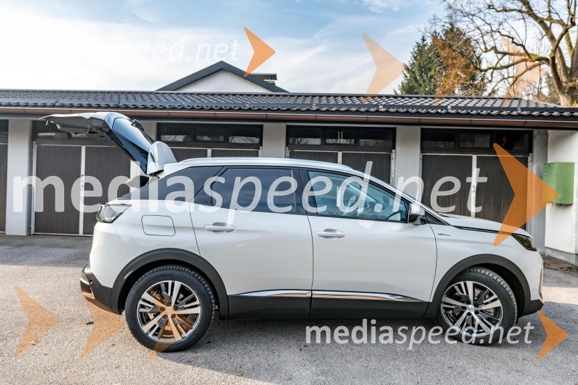 Prenovljena Peugeot 3008 & 5008, slovenska predstavitev