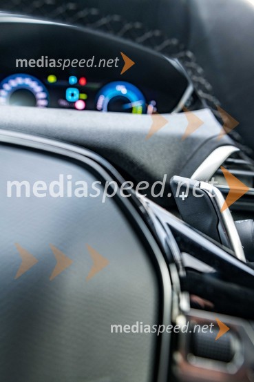 Prenovljena Peugeot 3008 & 5008, slovenska predstavitev