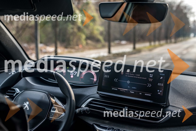 Prenovljena Peugeot 3008 & 5008, slovenska predstavitev