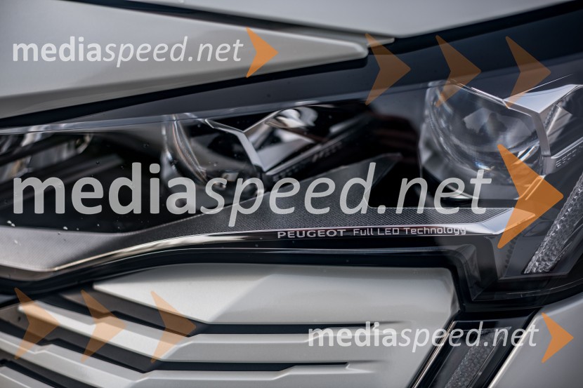 Prenovljena Peugeot 3008 & 5008, slovenska predstavitev