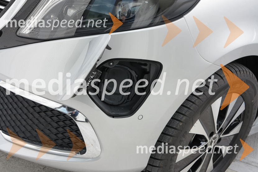 Popolnoma električna Mercedes - Benz EQV & e-Vito Tourer, slovenska predstavitev