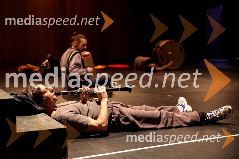  Uroš Maček, igralec;  Matej Recer, igralecPreklet naj bo izdajalec svoje domovine!, Slovensko mladinsko gledališče