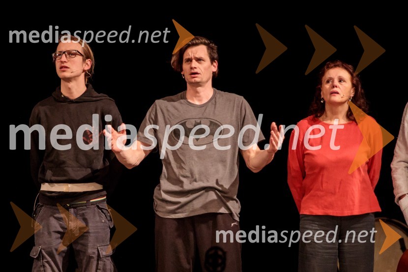  Uroš Kaurin, igralec;  Primož Bezjak, igralec;  Draga Potočnjak, igralka in pisateljicaPreklet naj bo izdajalec svoje domovine!, Slovensko mladinsko gledališče