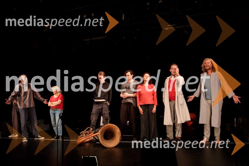  Matej Recer, igralec;  Olga Grad, igralka;  Uroš Kaurin, igralec;  Primož Bezjak, igralec;  Draga Potočnjak, igralka in pisateljica;  Boris  Šeparović, igralec;  Matija  Vastl, igralecPreklet naj bo izdajalec svoje domovine!, Slovensko mladinsko gledališče