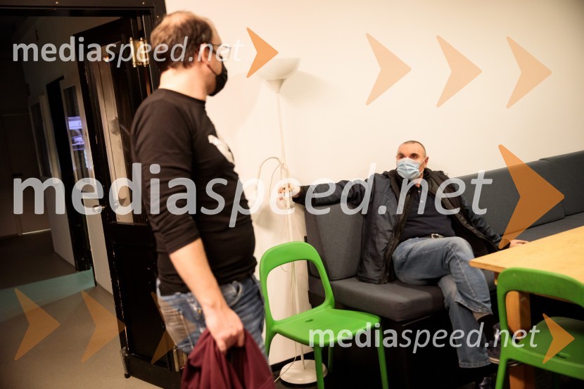  Gašper Tesner, inspicient, Slovensko mladinsko gledališče;  Vitomir Obal, koordinator programa Slovenskega mladinskega gledališčaPreklet naj bo izdajalec svoje domovine!, Slovensko mladinsko gledališče