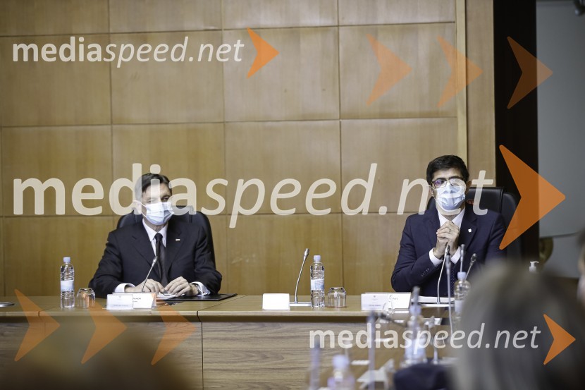  Borut Pahor, predsednik Republike Slovenije;  Matjaž Rakovec, župan Mestne občine KranjBorut Pahor na obisku v Mestni Občini Kranj