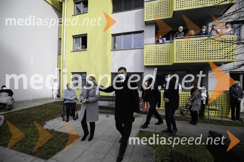  ... ;  Borut Pahor, predsednik Republike Slovenije;  Srečko Šestan, poveljnik, Civilna zaščita Republike Slovenije;  Matjaž Rakovec, župan Mestne občine KranjBorut Pahor na obisku v Mestni Občini Kranj