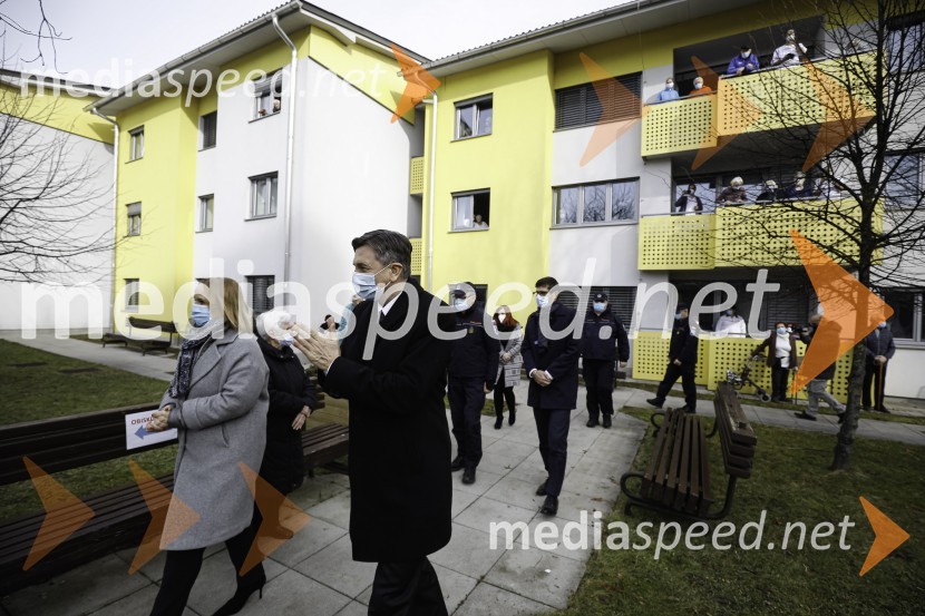  ... ;  Borut Pahor, predsednik Republike Slovenije;  Srečko Šestan, poveljnik, Civilna zaščita Republike Slovenije;  Matjaž Rakovec, župan Mestne občine KranjBorut Pahor na obisku v Mestni Občini Kranj