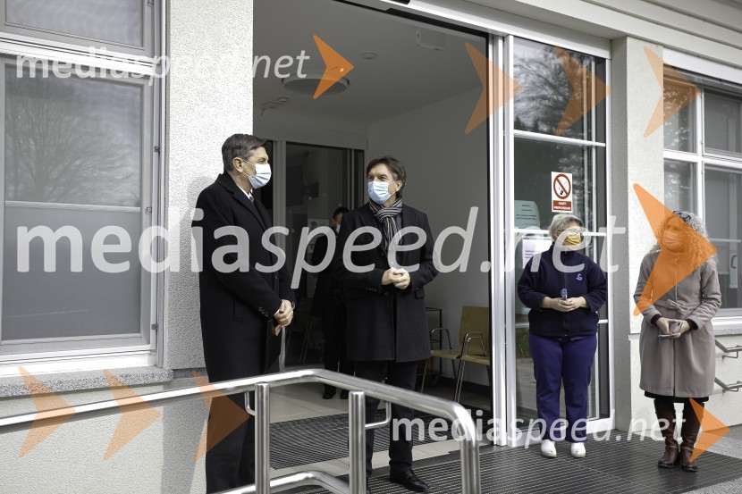  Borut Pahor, predsednik Republike Slovenije; Dr. Aleš Rozman, direktor Klinike Golnik;  ... ;  ... Borut Pahor na obisku v Mestni Občini Kranj
