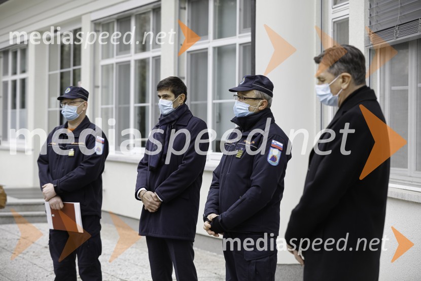  ... ;  Matjaž Rakovec, župan Mestne občine Kranj;  Srečko Šestan, poveljnik, Civilna zaščita Republike Slovenije;  Borut Pahor, predsednik Republike SlovenijeBorut Pahor na obisku v Mestni Občini Kranj