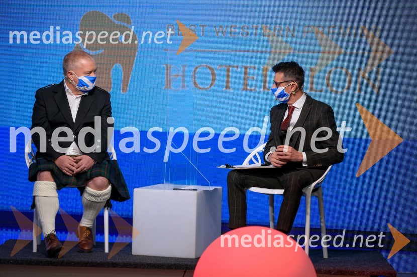  GreG McPartlin, predstavnik Škotske v Sloveniji;  Dragan Barbutovski, British Council v Sloveniji, direktorE čaj z razlogom - Degustacija škotskih viskijev