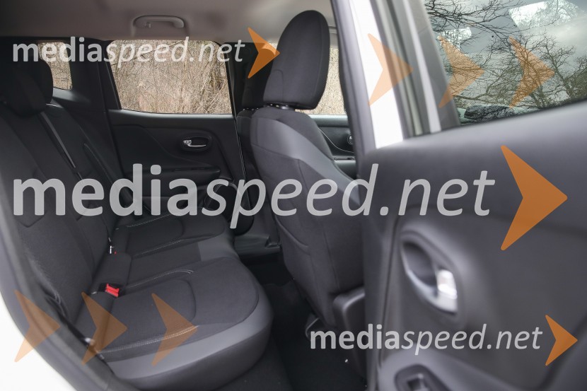 Compass & Renegade 4xe - prva priključna hibrida znamke Jeep, slovenska predstavitev