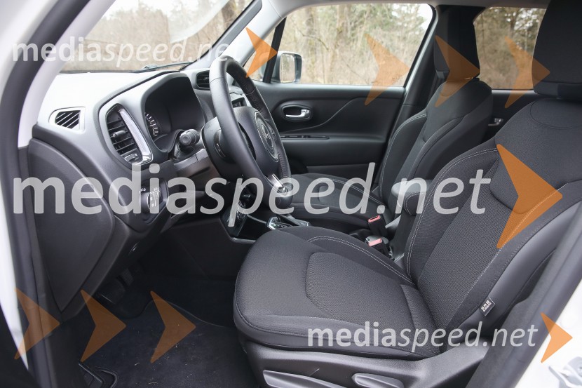 Compass & Renegade 4xe - prva priključna hibrida znamke Jeep, slovenska predstavitev