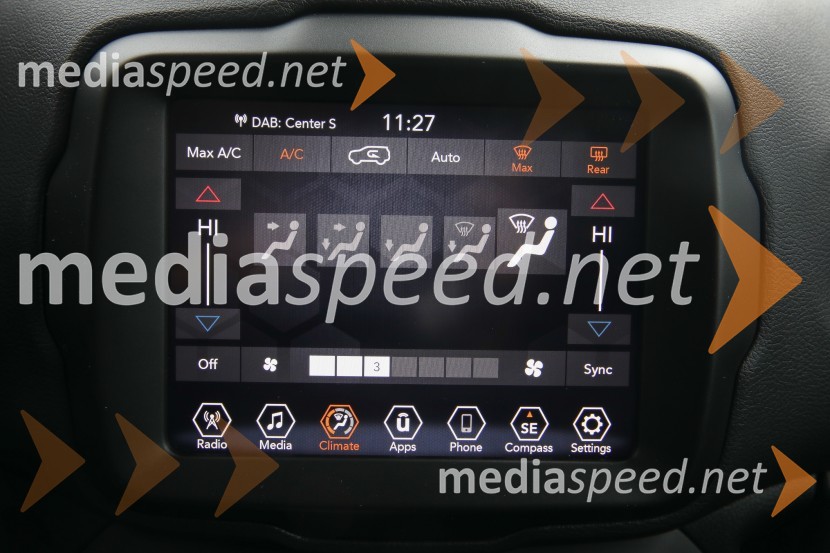 Compass & Renegade 4xe - prva priključna hibrida znamke Jeep, slovenska predstavitev