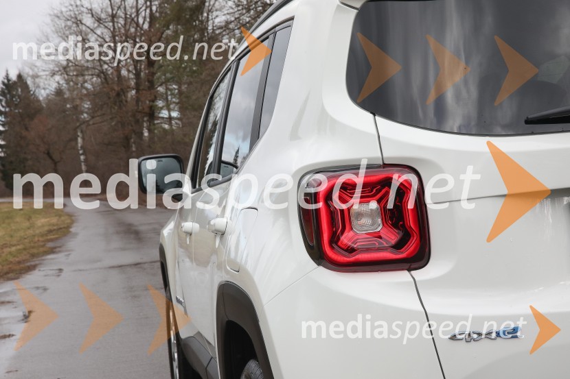 Compass & Renegade 4xe - prva priključna hibrida znamke Jeep, slovenska predstavitev