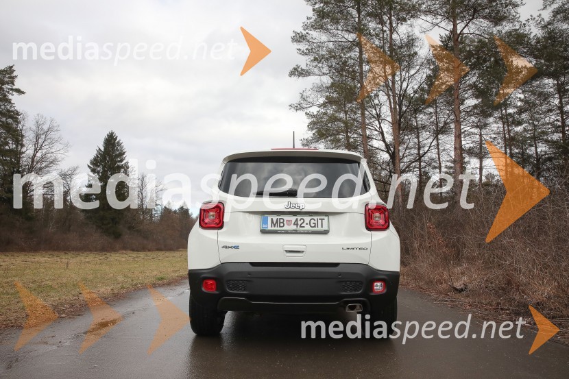 Compass & Renegade 4xe - prva priključna hibrida znamke Jeep, slovenska predstavitev