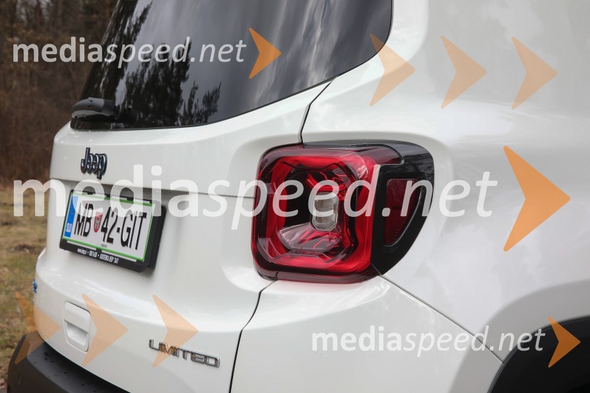 Compass & Renegade 4xe - prva priključna hibrida znamke Jeep, slovenska predstavitev