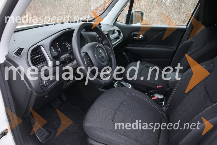 Compass & Renegade 4xe - prva priključna hibrida znamke Jeep, slovenska predstavitev