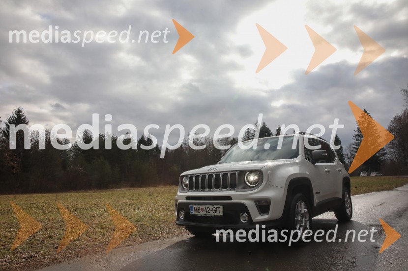 Compass & Renegade 4xe - prva priključna hibrida znamke Jeep, slovenska predstavitev