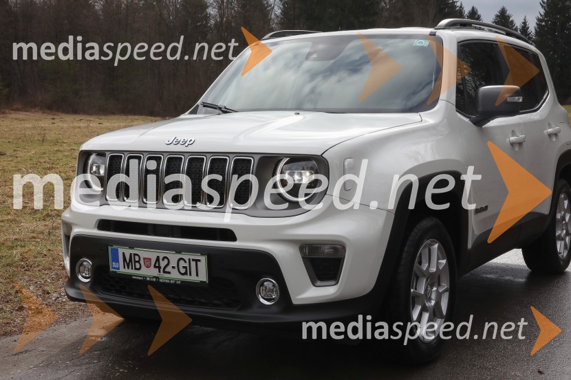 Compass & Renegade 4xe - prva priključna hibrida znamke Jeep, slovenska predstavitev