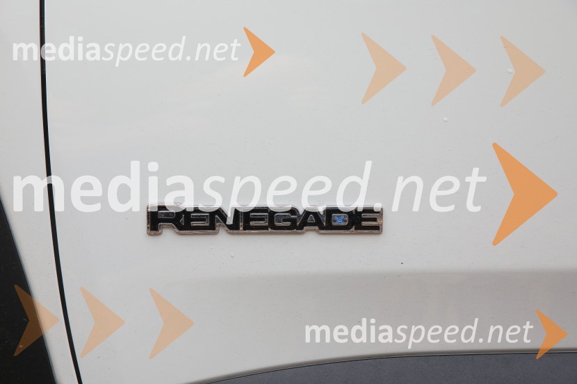 Compass & Renegade 4xe - prva priključna hibrida znamke Jeep, slovenska predstavitev