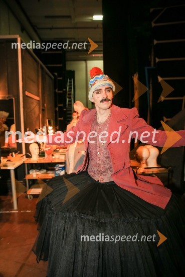  Petja Labović, igralecNa pripravah za spletno premiero Romea in Julije