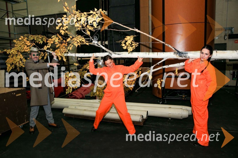  Vojko Belšak, igralec;  Mirjana Šijanović, igralka;  Eva Kraš, igralkaNa pripravah za spletno premiero Romea in Julije