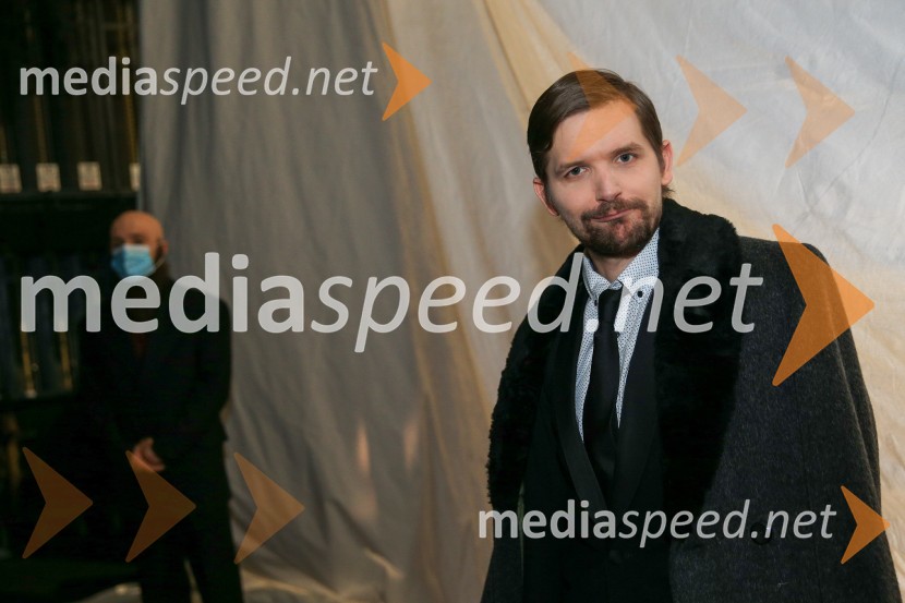  Matevž Biber, igralecNa pripravah za spletno premiero Romea in Julije