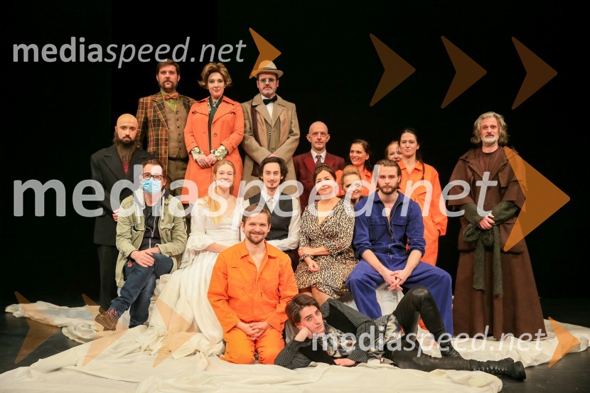 Na pripravah za spletno premiero Romea in Julije