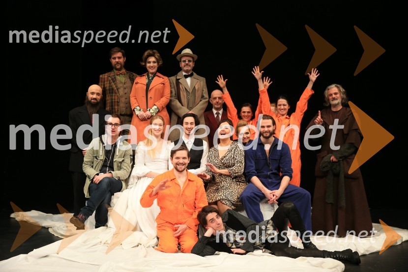 Na pripravah za spletno premiero Romea in Julije