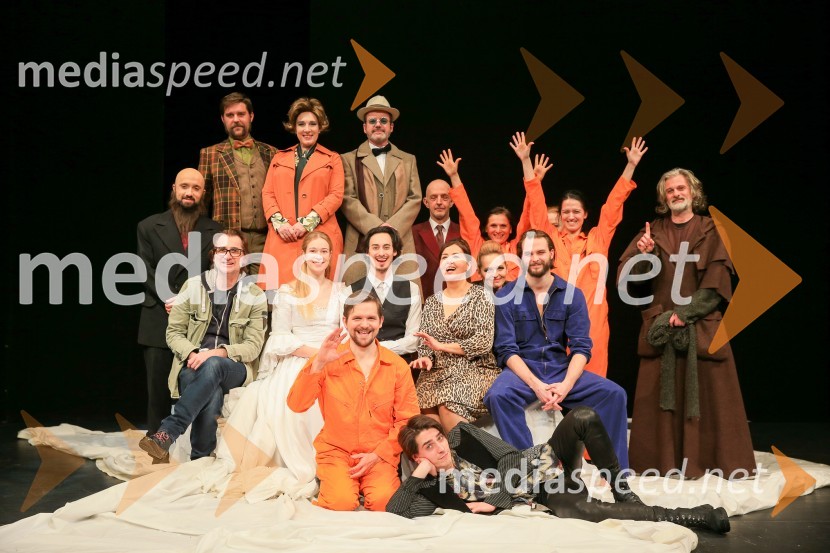 Na pripravah za spletno premiero Romea in Julije