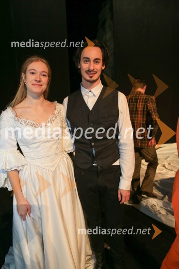  Julija Klavžar, igralka;  Žan Koprivnik, igralecNa pripravah za spletno premiero Romea in Julije