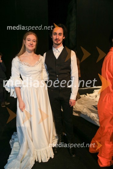  Julija Klavžar, igralka;  Žan Koprivnik, igralecNa pripravah za spletno premiero Romea in Julije