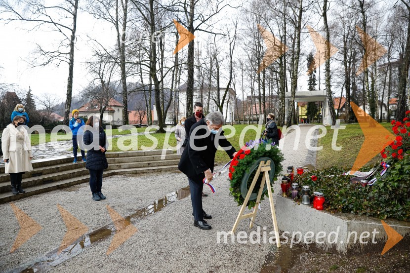  ... ;  ... ;  Janez Černe, podžupan Mestne občine Kranj;  Vasko Simoniti, minister za kulturo;  Ines Šmon, MOKPrešernov dan v Kranju