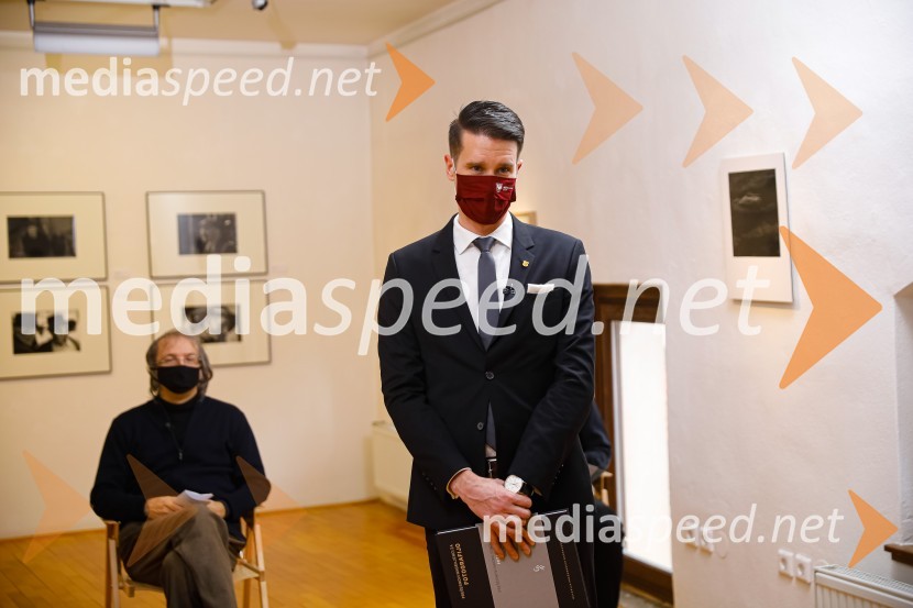  Damir Globočnik, umetnostni zgodovinar;  Janez Černe, podžupan Mestne občine KranjPrešernov dan v Kranju