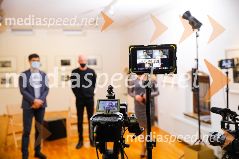  Matjaž Rakovec, župan Mestne občine Kranj;  Marko Arnež, vodja Galerije Prešernovih nagrajencevPrešernov dan v Kranju