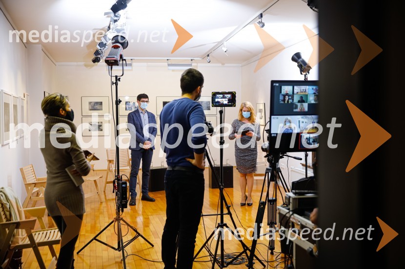  Ines Šmon, MOK;  Matjaž Rakovec, župan Mestne občine Kranj;  ... ;  Patricija Maličev, novinarkaPrešernov dan v Kranju