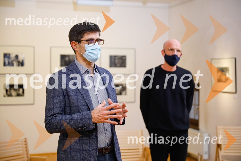  Matjaž Rakovec, župan Mestne občine Kranj;  Marko Arnež, vodja Galerije Prešernovih nagrajencevPrešernov dan v Kranju