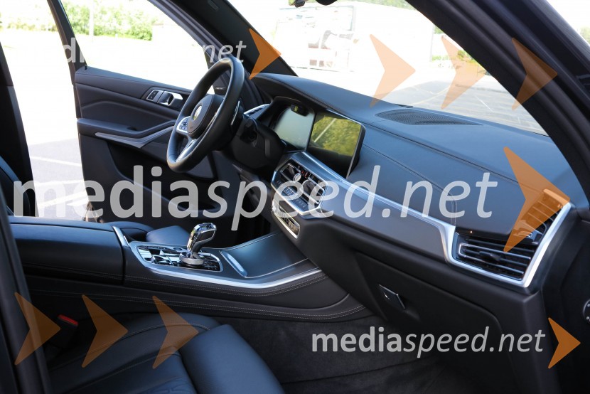 BMW X5 xDrive45e, Mediaspeed test